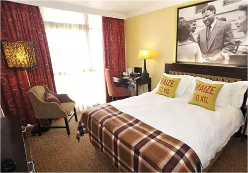 Отель The Soweto & Conference Centre