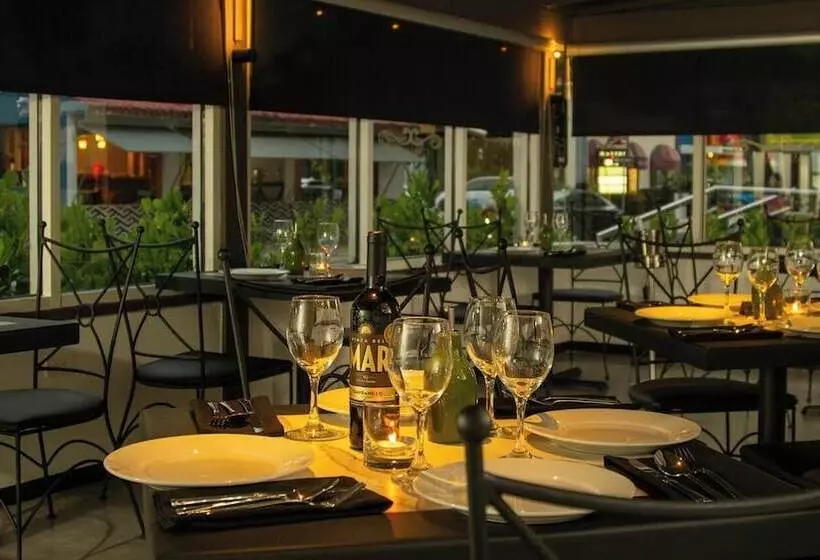 Casa Condado Hotel & Residences