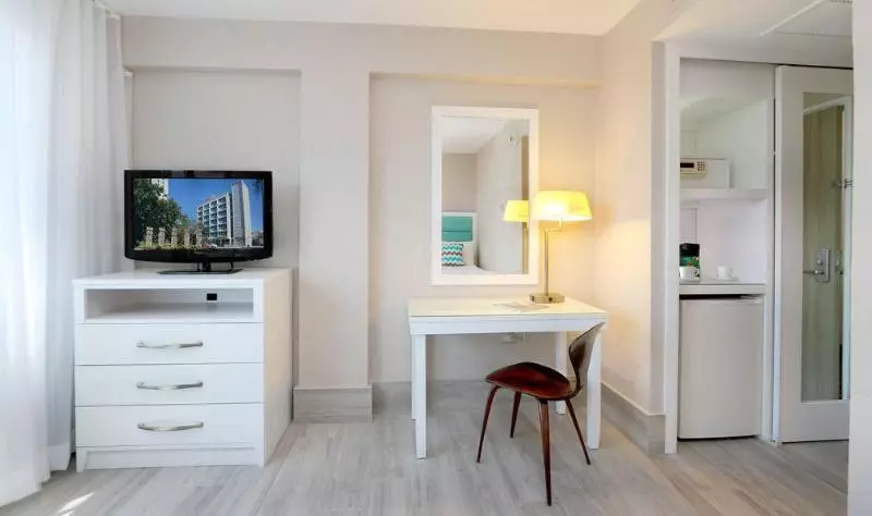 Casa Condado Hotel & Residences