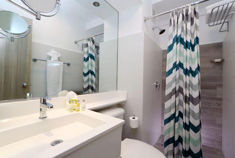 Casa Condado Hotel & Residences