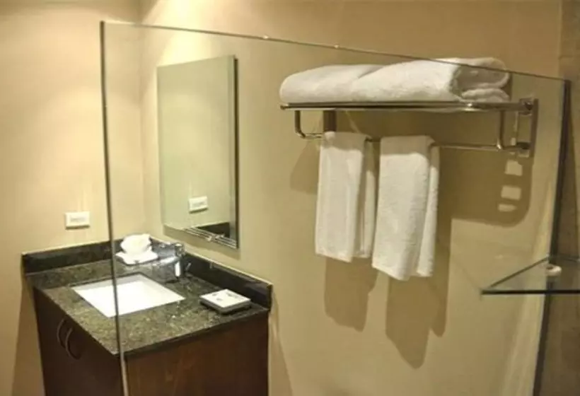 Central Park Hotel & Casino