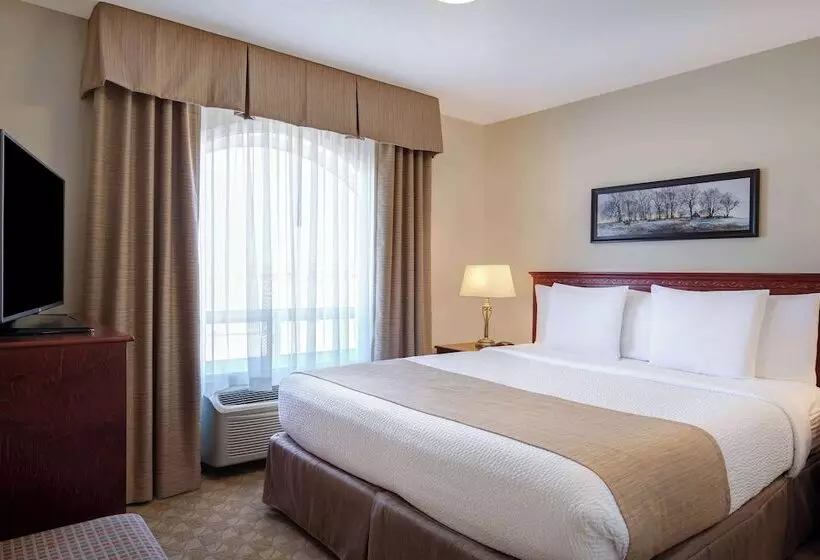 호텔 Days Inn By Wyndham Dawson Creek