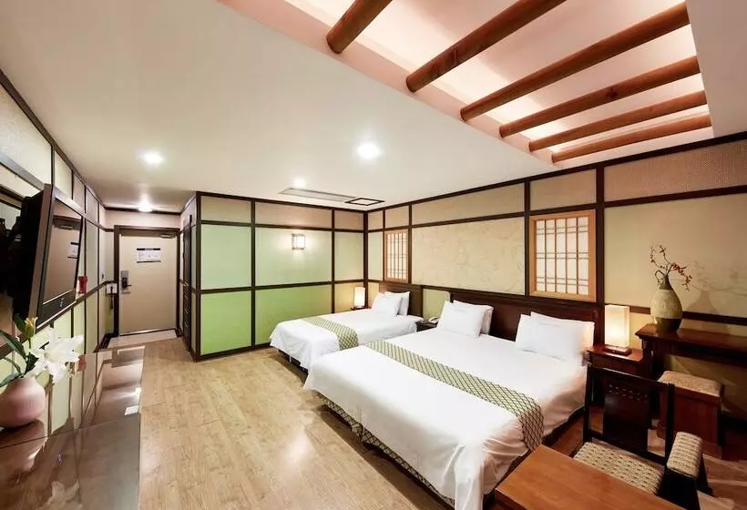 هتل Dongbusan Oncheon