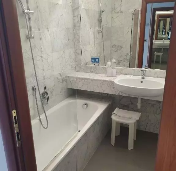 בית מלון כפרי Excelsior Bay