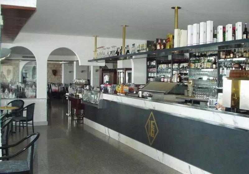 בית מלון כפרי Excelsior Bay