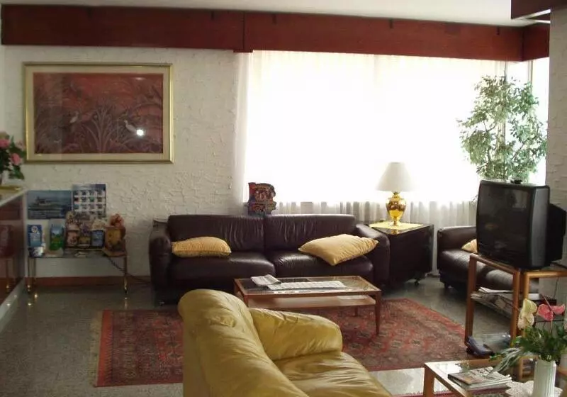 בית מלון כפרי Excelsior Bay