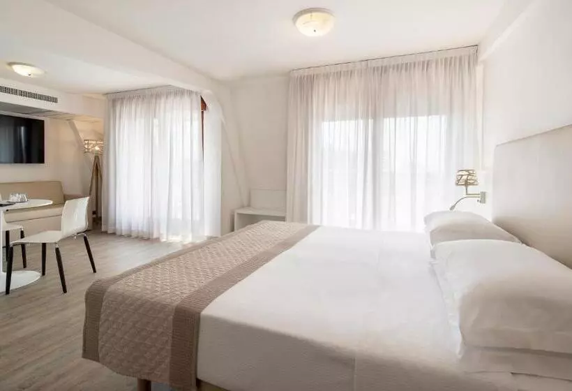 ホテル Fantinello