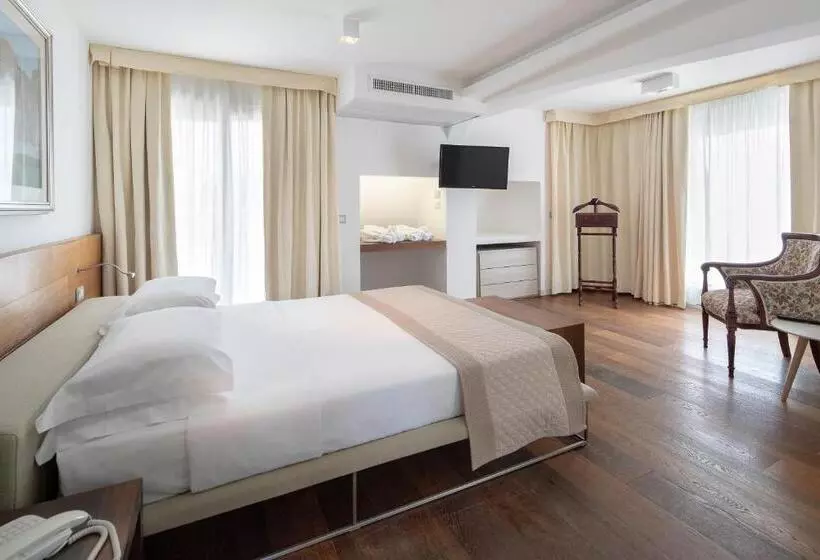 ホテル Fantinello