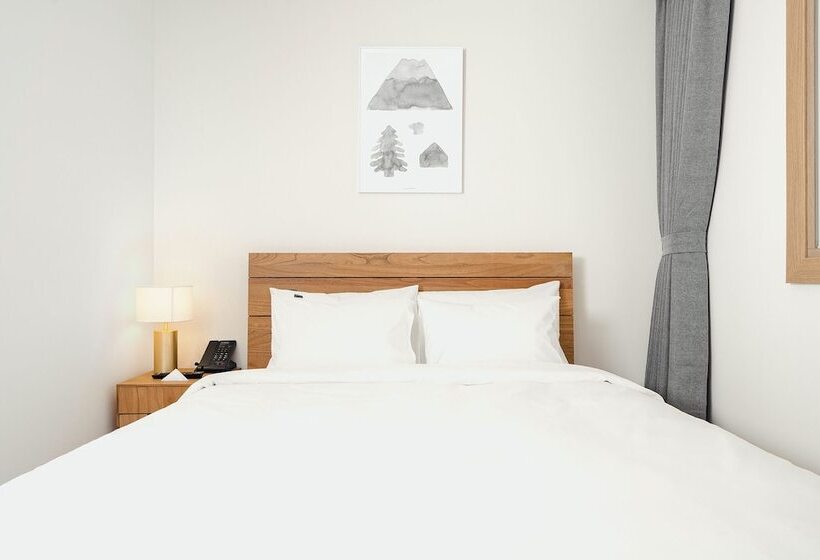 בית מלון כפרי Heyy Seogwipo