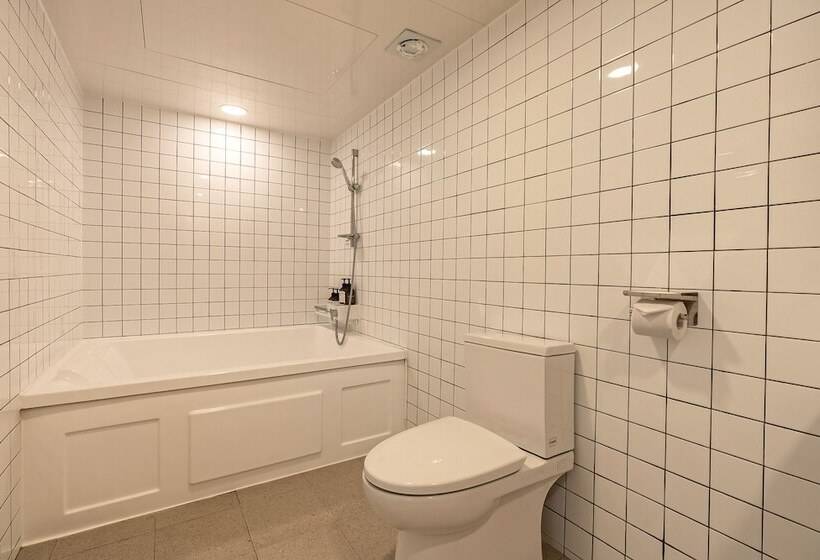 בית מלון כפרי Heyy Seogwipo