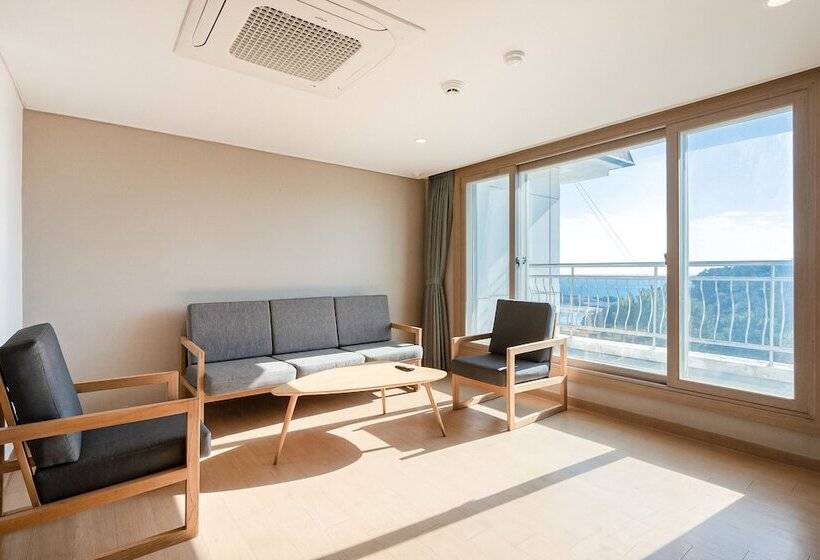 בית מלון כפרי Heyy Seogwipo