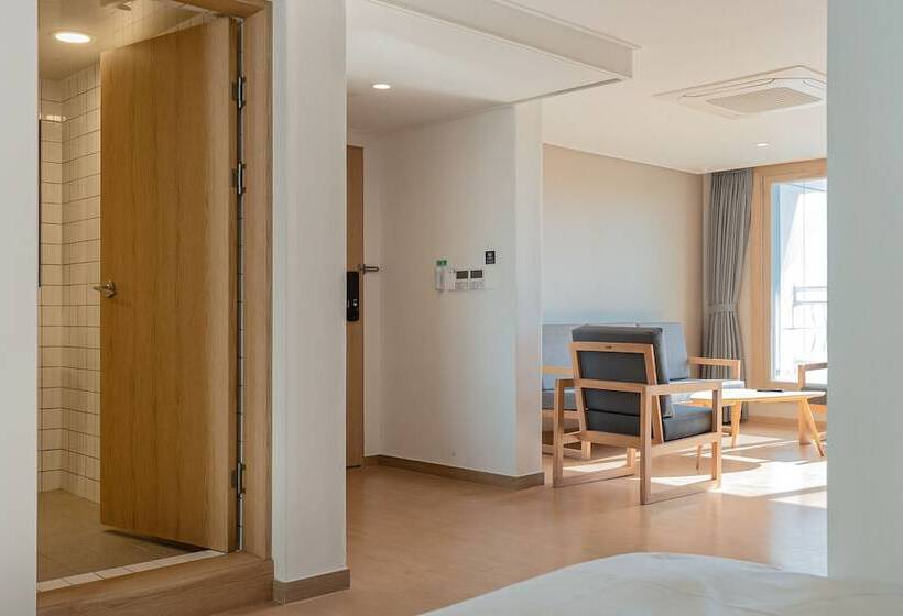 בית מלון כפרי Heyy Seogwipo