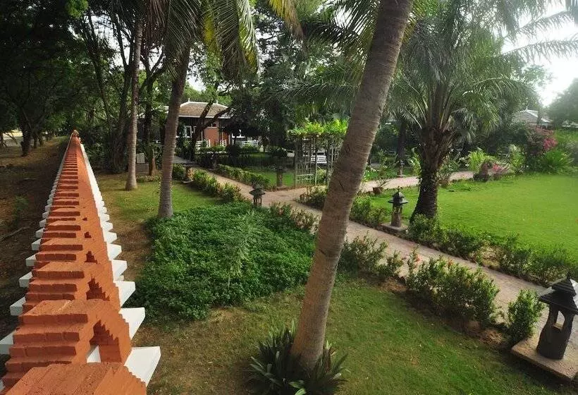 هتل Kma Bagan Village
