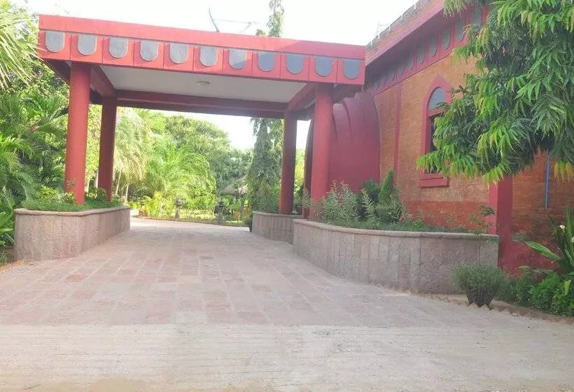 هتل Kma Bagan Village
