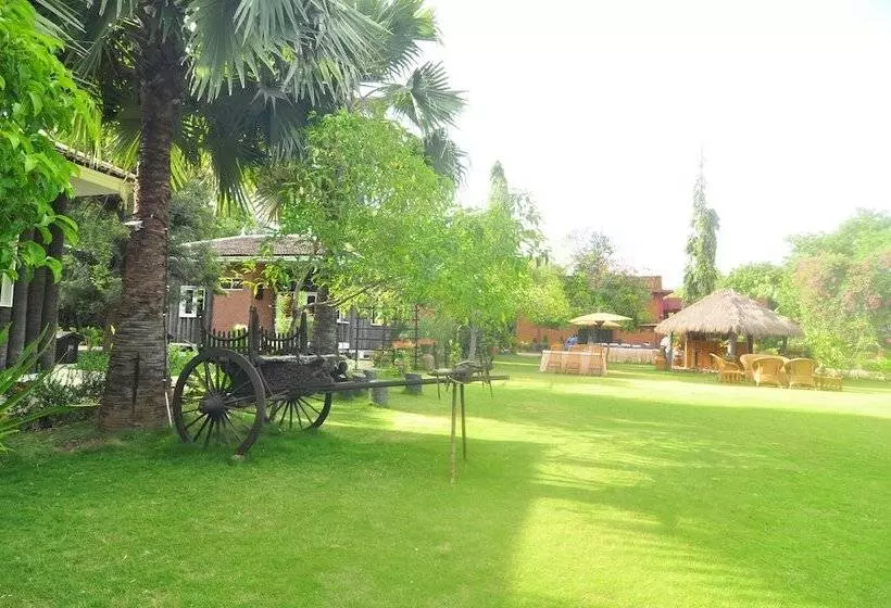 هتل Kma Bagan Village