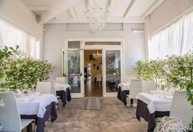 Отель La Torraccia