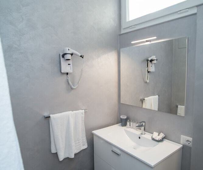 Отель La Torraccia