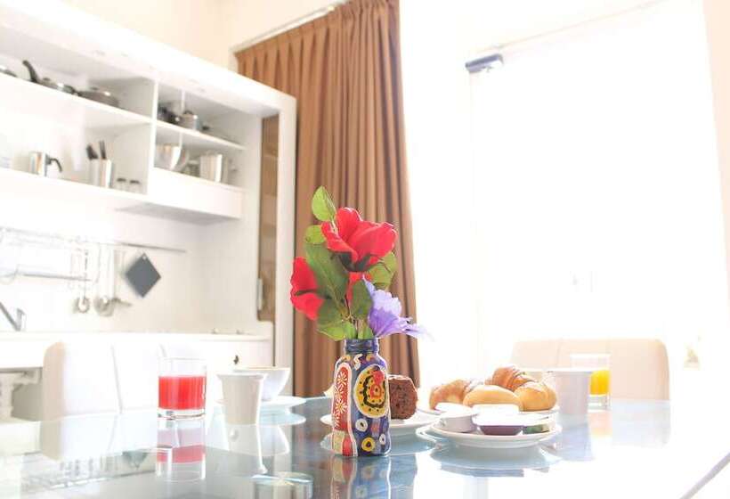 Отель La Torraccia