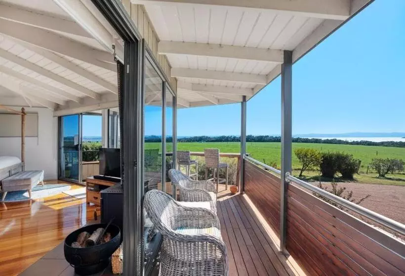 Отель Limosa Rise