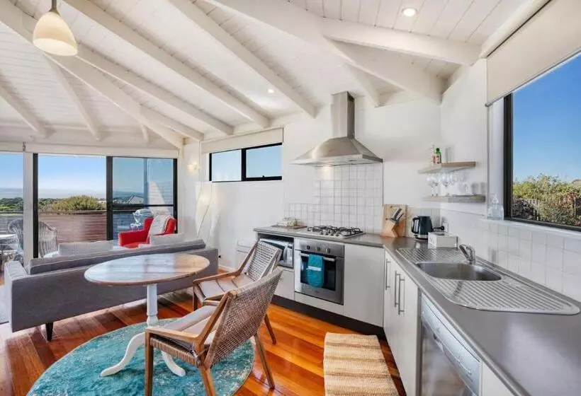 Отель Limosa Rise