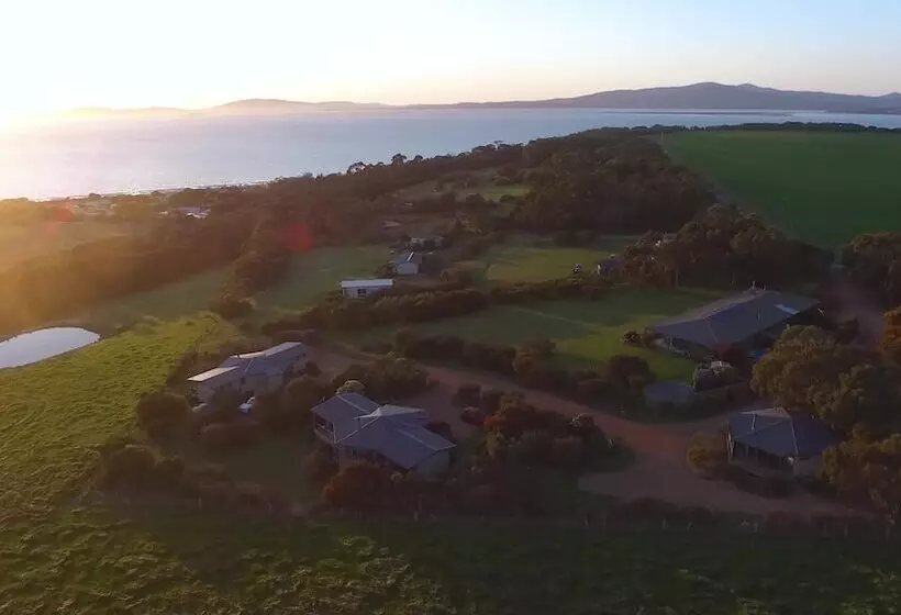 Отель Limosa Rise