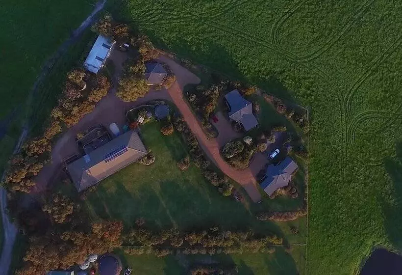 Отель Limosa Rise