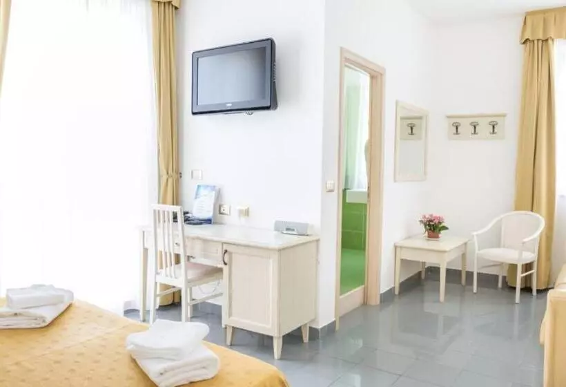 Отель Marechiaro