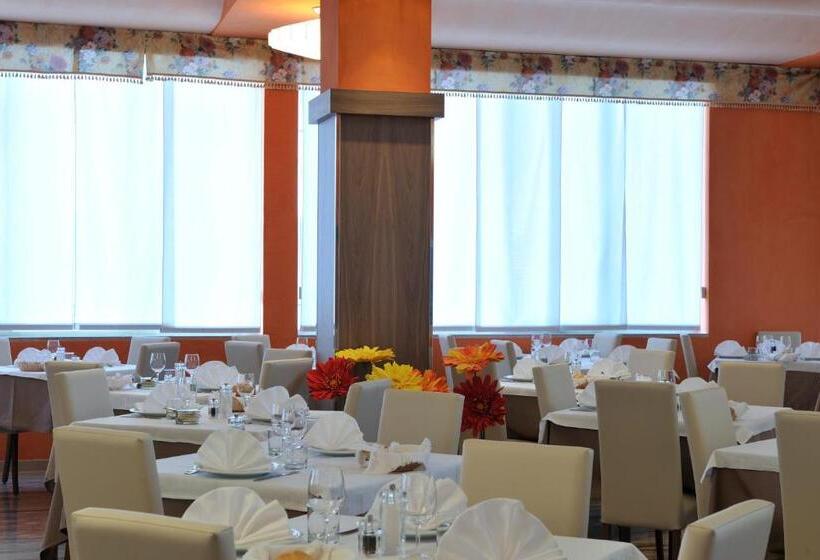 Отель President