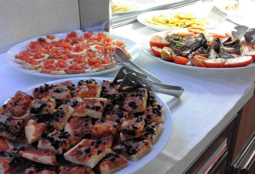 Отель President