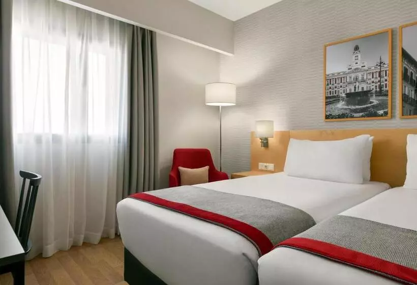 酒店 Ramada By Wyndham Madrid Getafe