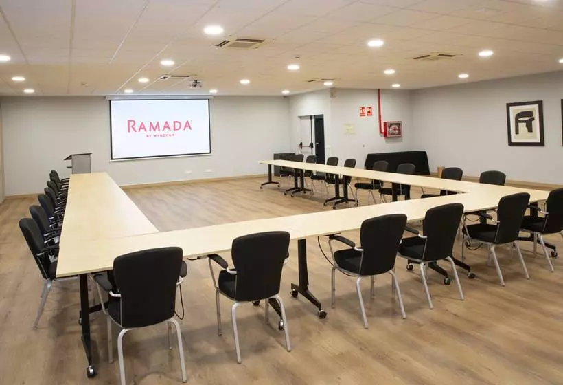酒店 Ramada By Wyndham Madrid Getafe