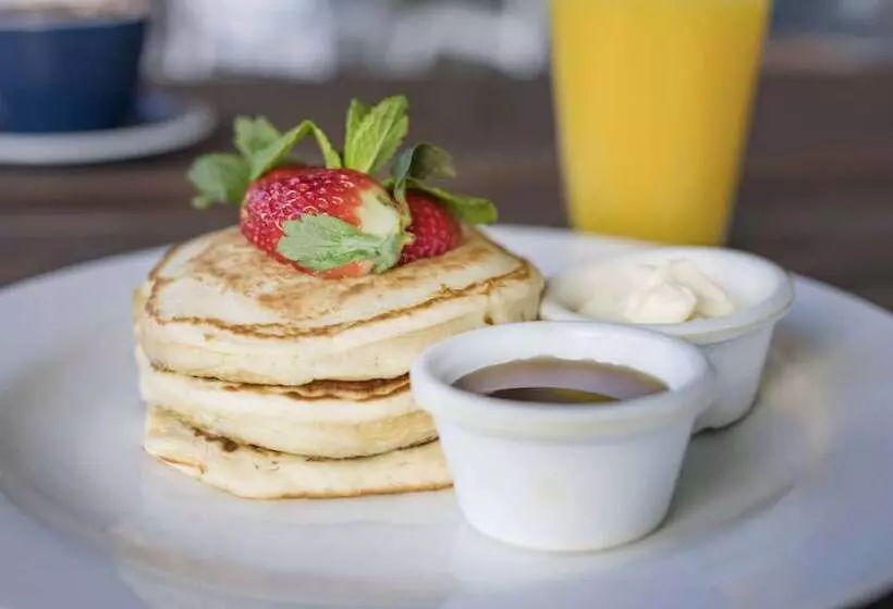 호텔 Ramada By Wyndham Marcoola Beach