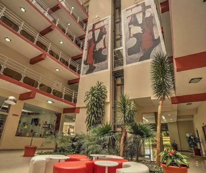 هتل Regina Resort & Convenciones