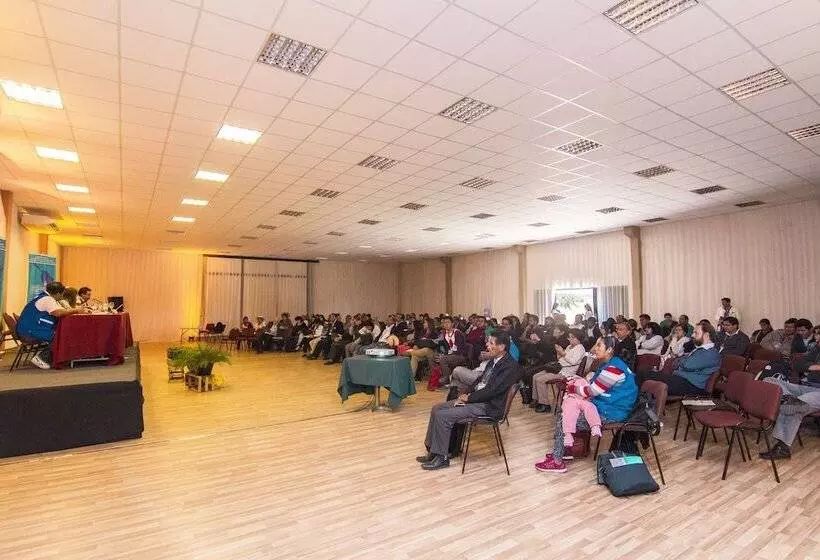 هتل Regina Resort & Convenciones