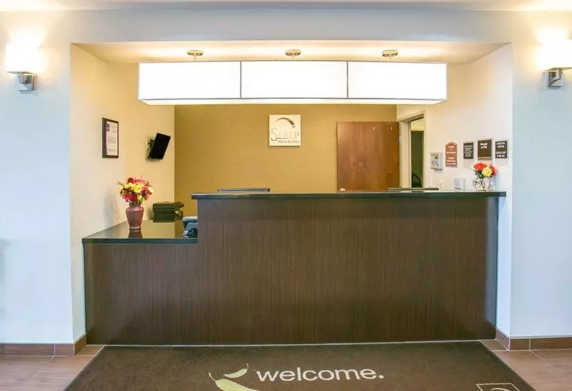 ホテル Sleep Inn & Suites Austin North  I35