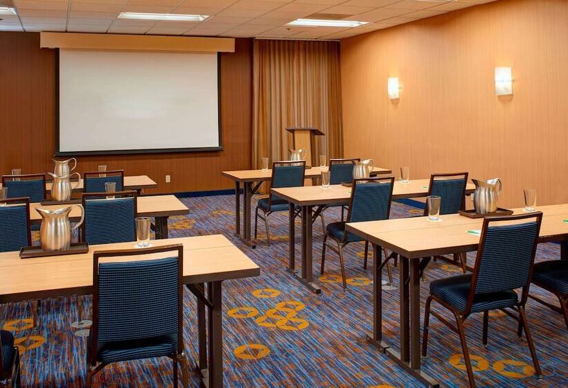 ホテル Sonesta Select Detroit Auburn Hills