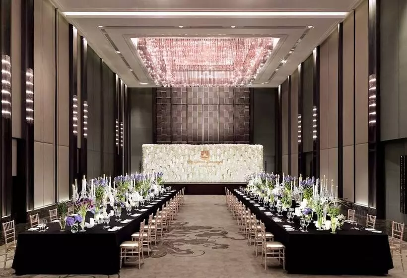 Отель The Okura Prestige Bangkok