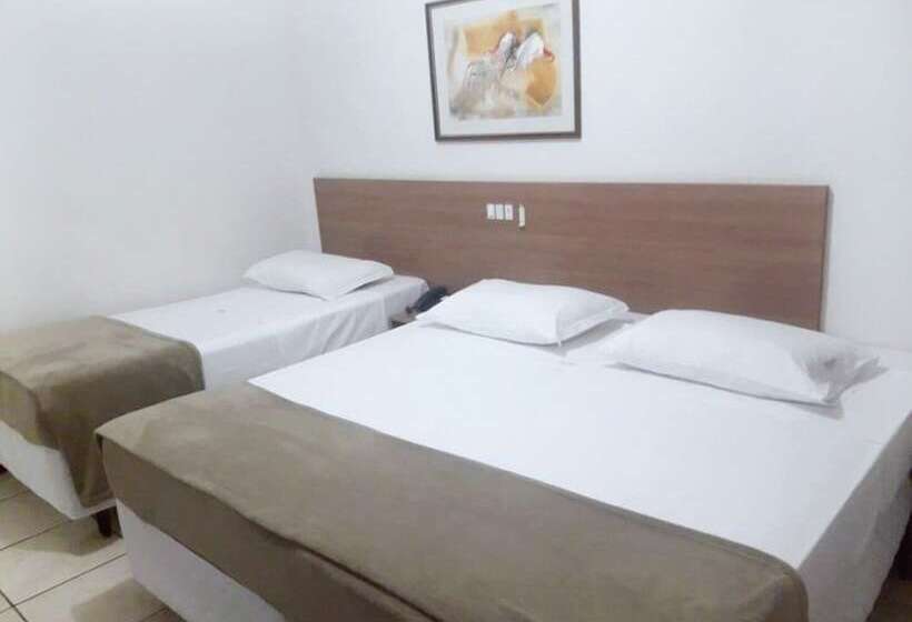 ホテル Vivendas Centro