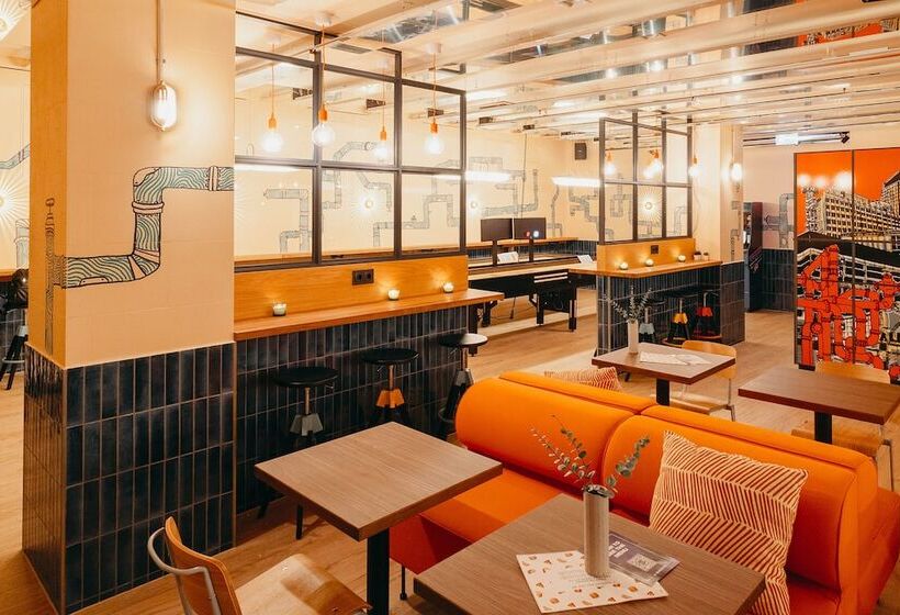 Hostal Generator Berlin Alexanderplatz