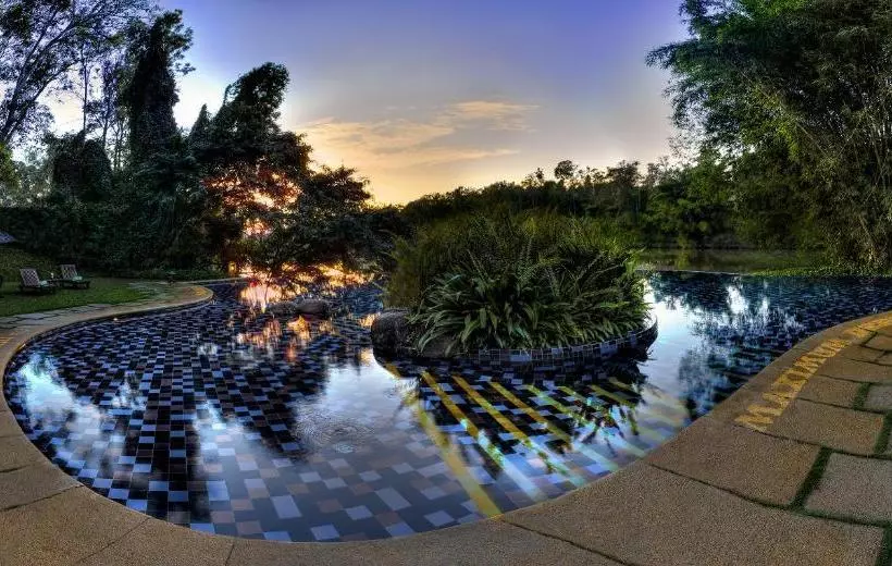 リゾートホテル Evolve Back Coorg