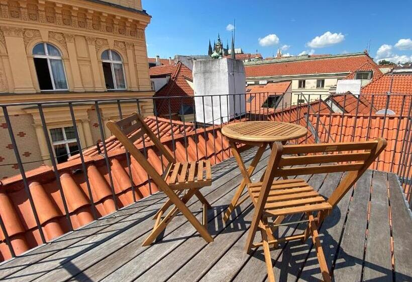 Charles Bridge Rooms & Suites By Sivek Hotels