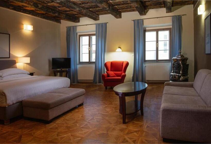 Charles Bridge Rooms & Suites By Sivek Hotels