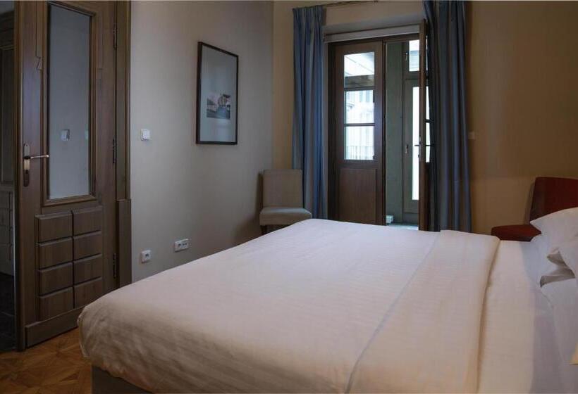 Charles Bridge Rooms & Suites By Sivek Hotels