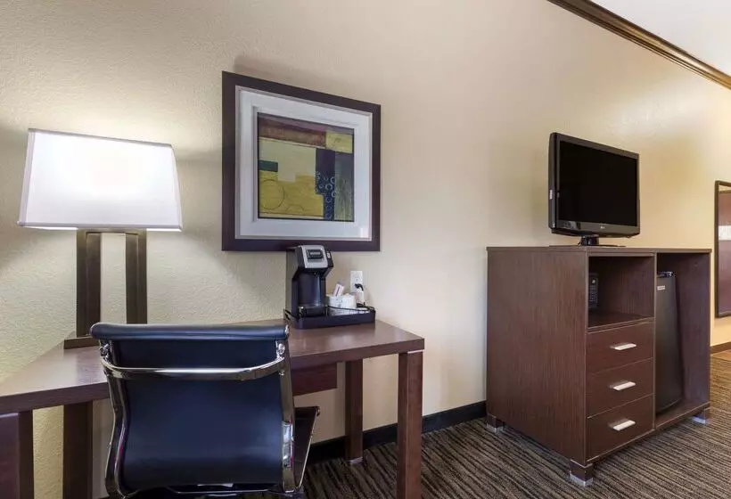 Otel Best Western Plus Classic Inn And Suites