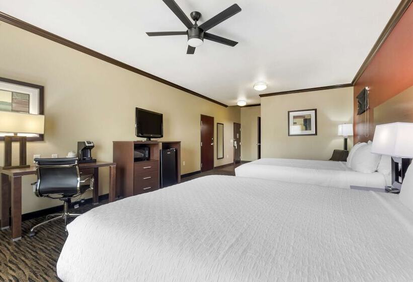 فندق Best Western Plus Classic Inn And Suites