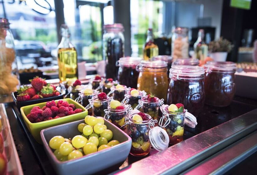 בית מלון כפרי Campanile  Wroclaw Centrum