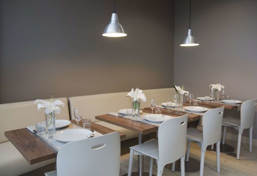 בית מלון כפרי Campanile  Wroclaw Centrum