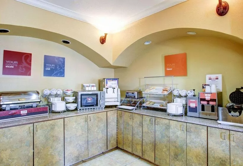 酒店 Comfort Suites