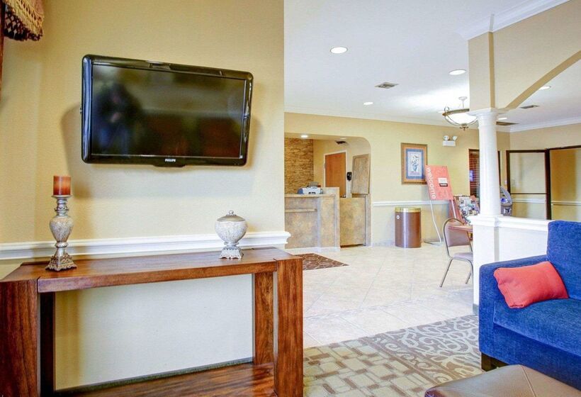 فندق Comfort Suites