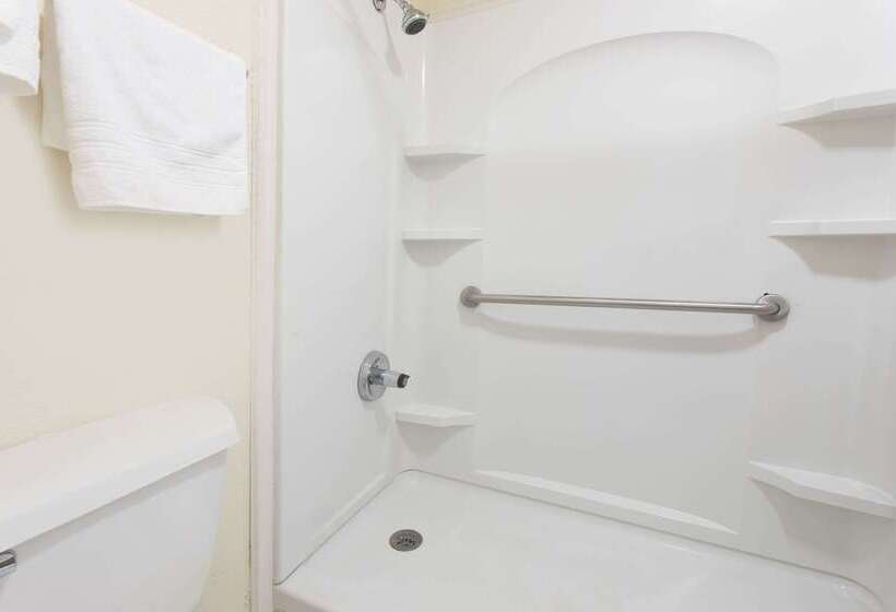 בית מלון כפרי Days Inn By Wyndham Dillon